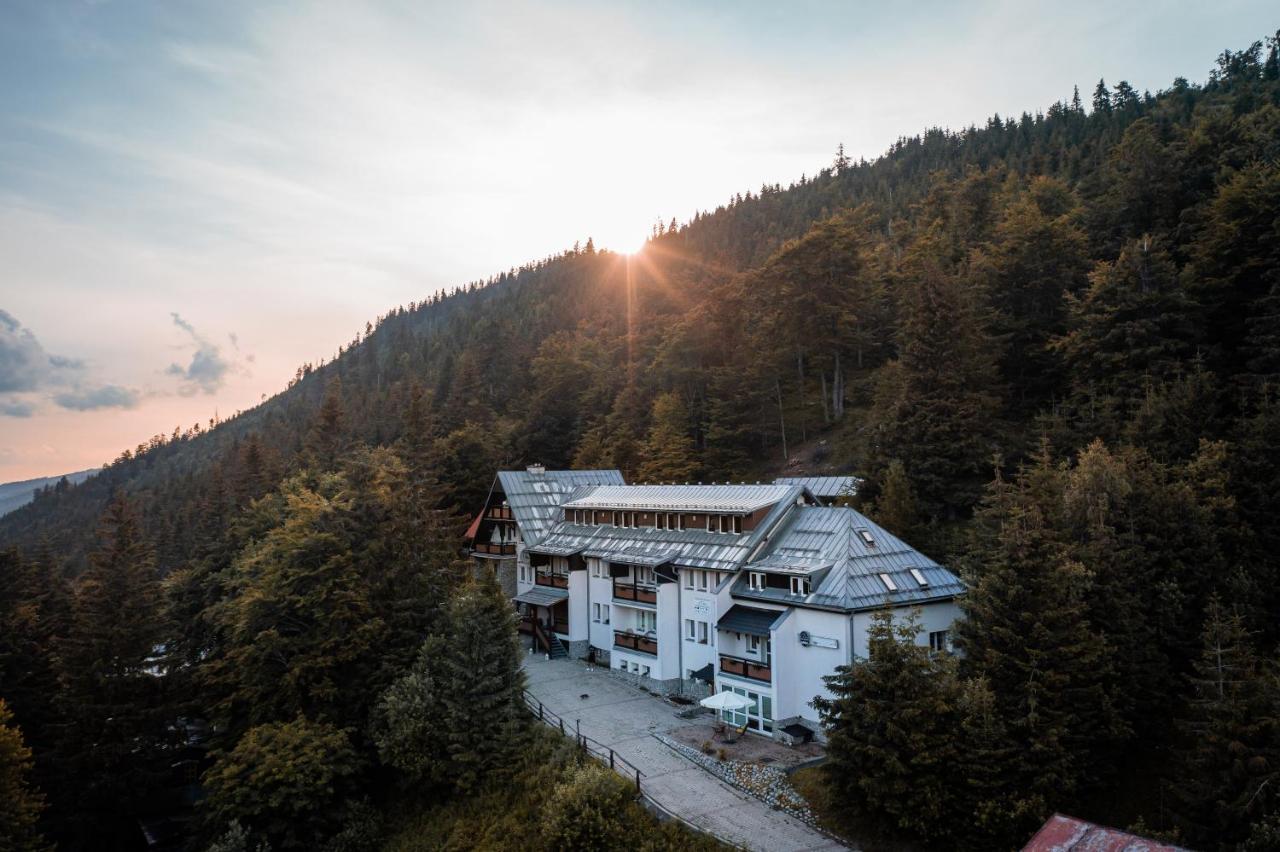 Horsky Hotel Totem Jaraba ภายนอก รูปภาพ